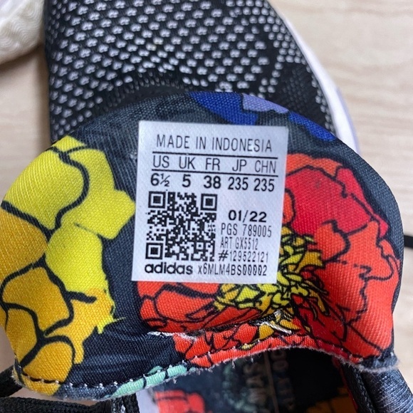 Adidas Solar Glide 5 | GX5512 | Size 6.5 Women's Flower Boost Running Shoes - Picture 8 of 8